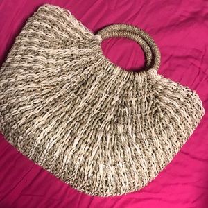 Trendy tote - basket hand bag purse 👜